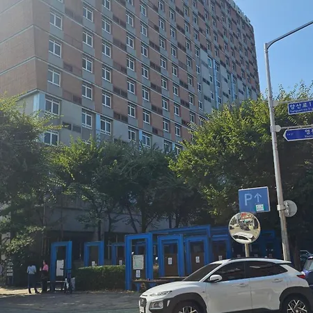 Jj Cozy Apt Seoul